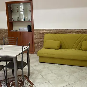 Casa Emilia , Naples Italie