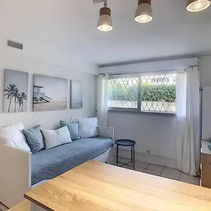 Golfe Juan Dans Résidence Avec Piscine , Vallauris France